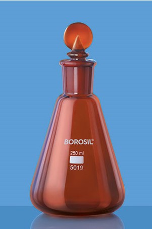 borosil-erlenmeyer-conical-flask-narrow-mouth-with-i-c-joint-glass-stopper-amber-500-ml-50190024