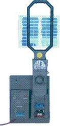 hand-held-metal-detector-with-both-solar-ac-charger