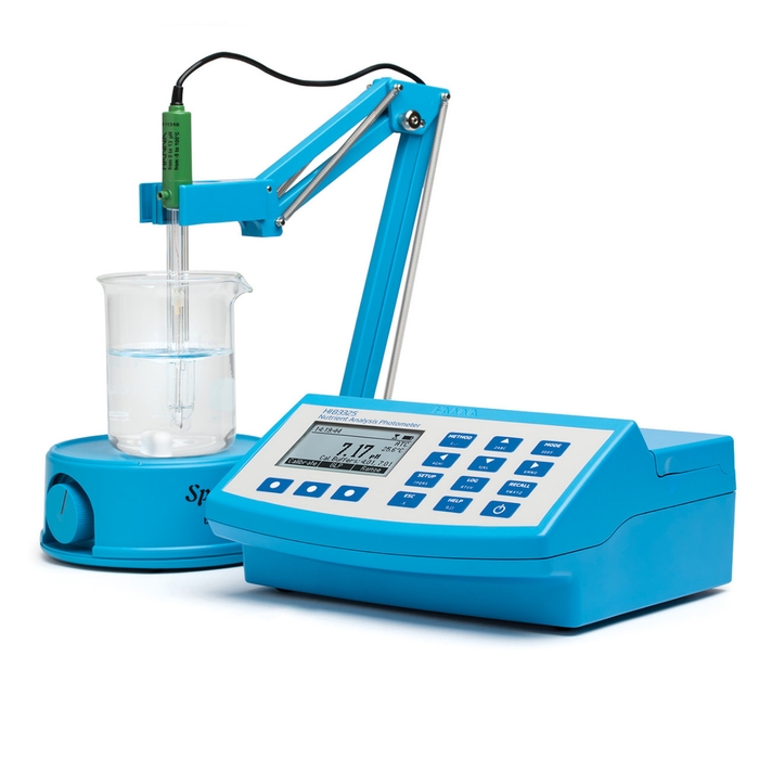 hanna-hi83325-multiparameter-photometer-with-digital-ph-electrode-input-for-nutrient-analysis