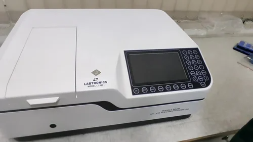 labtronics-double-beam-uv-vis-spectrophotometer-lt-2202