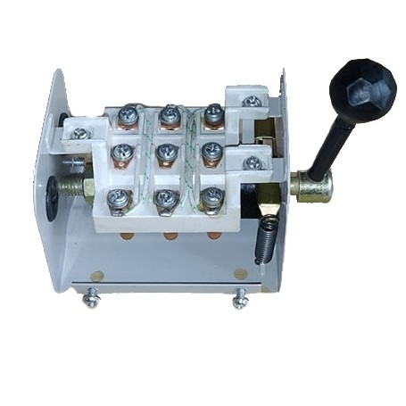 selvo-16-amps-3-phase-lt-reverse-forward-control-switch-gselrfu11030
