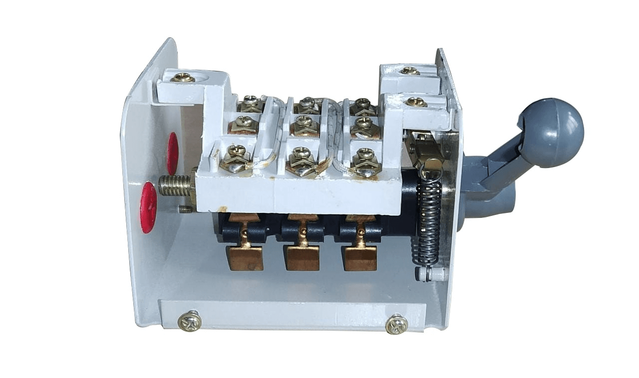 selvo-32-amps-3-phase-lt-reverse-forward-control-switch-gselrfu11031
