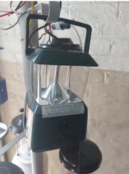 solar-battery-lamp
