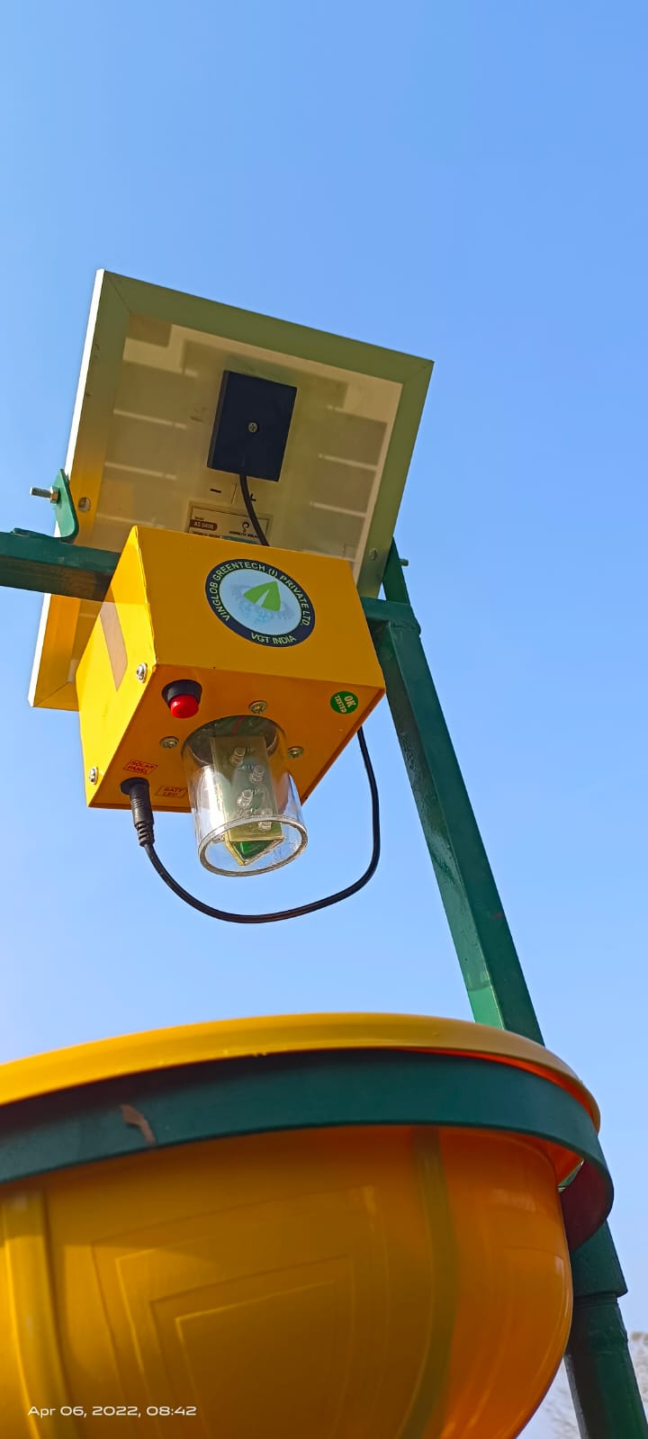 solar-insect-light-trap